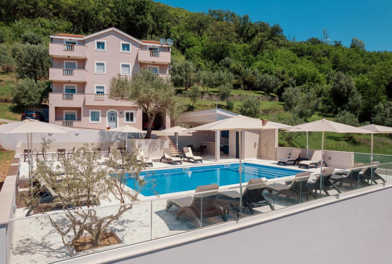Djukanovic Apartments Bijela Dış mekan fotoğraf