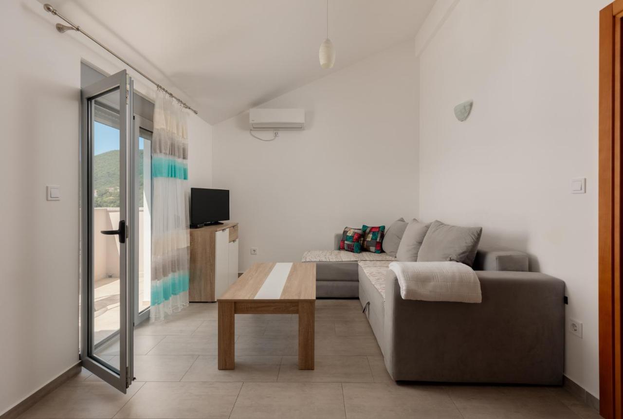Djukanovic Apartments Bijela Dış mekan fotoğraf